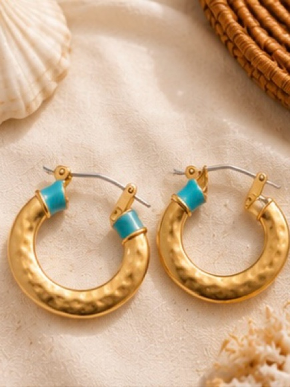 NWT Bella Uno Hammered Gold Tone Hoop Earrings Blue Enamel